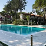 Charming With Garden And Pool Appartamento *