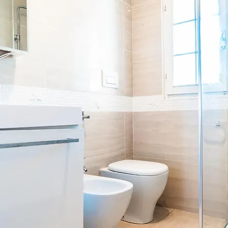 דירה Charming With Garden And Pool *