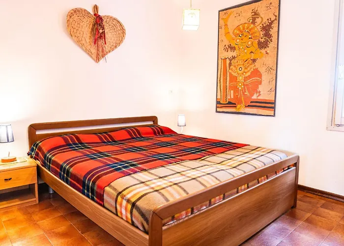 Lejlighed Charming With Garden And Pool *