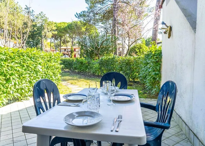 Charming With Garden And Pool Lejlighed Bibione
